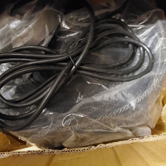 DecMode Industrial One Bulb Metal Beehive Lantern Pendant - Picture 7 of 7